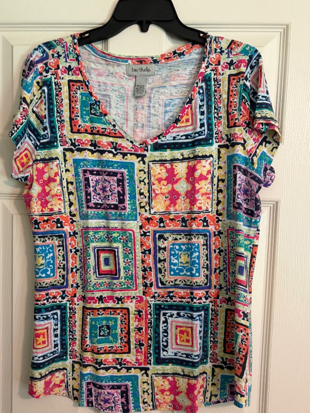 Print V Neck top